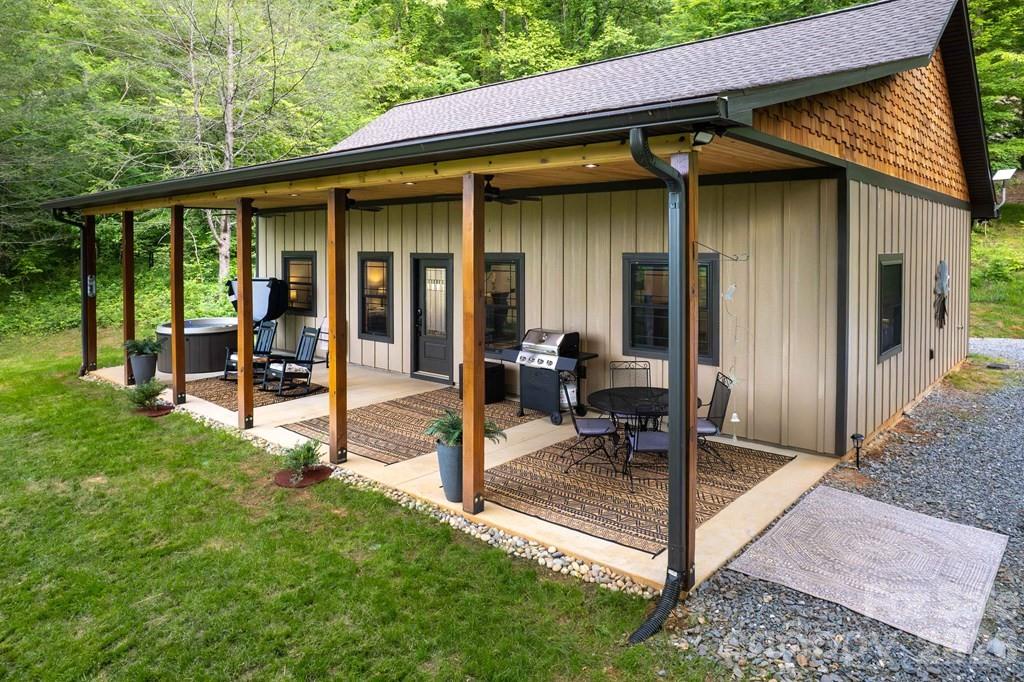 Honey Locust Estates - Residential