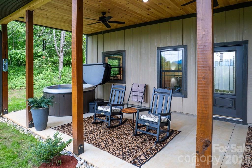 Honey Locust Estates - Residential