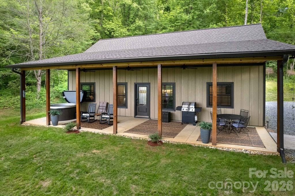 Honey Locust Estates - Residential