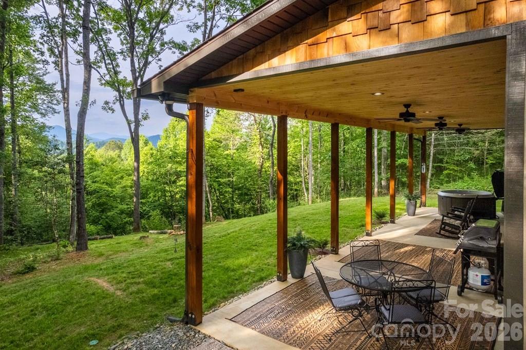 Honey Locust Estates - Residential