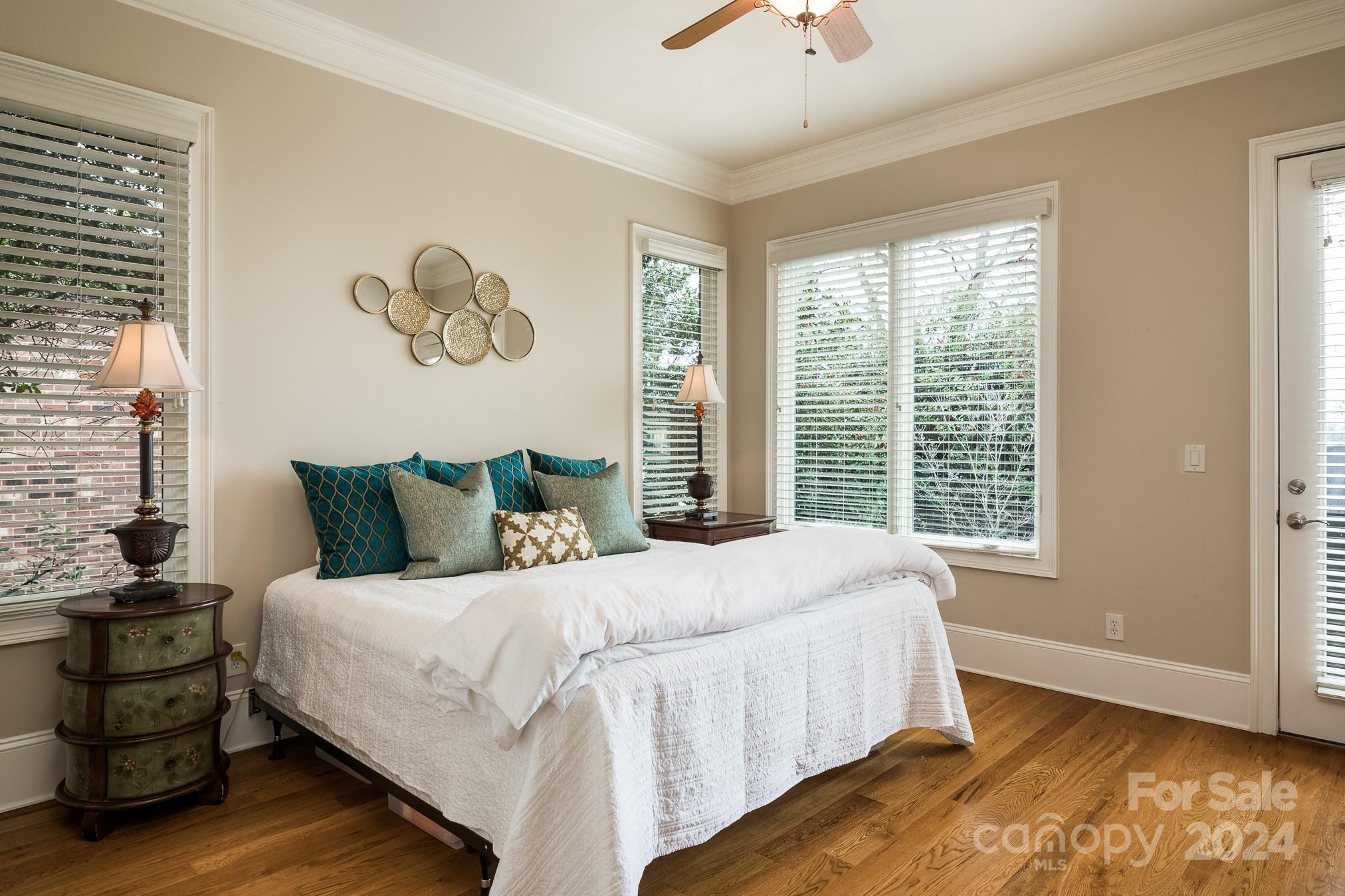 Island Forest - Residential