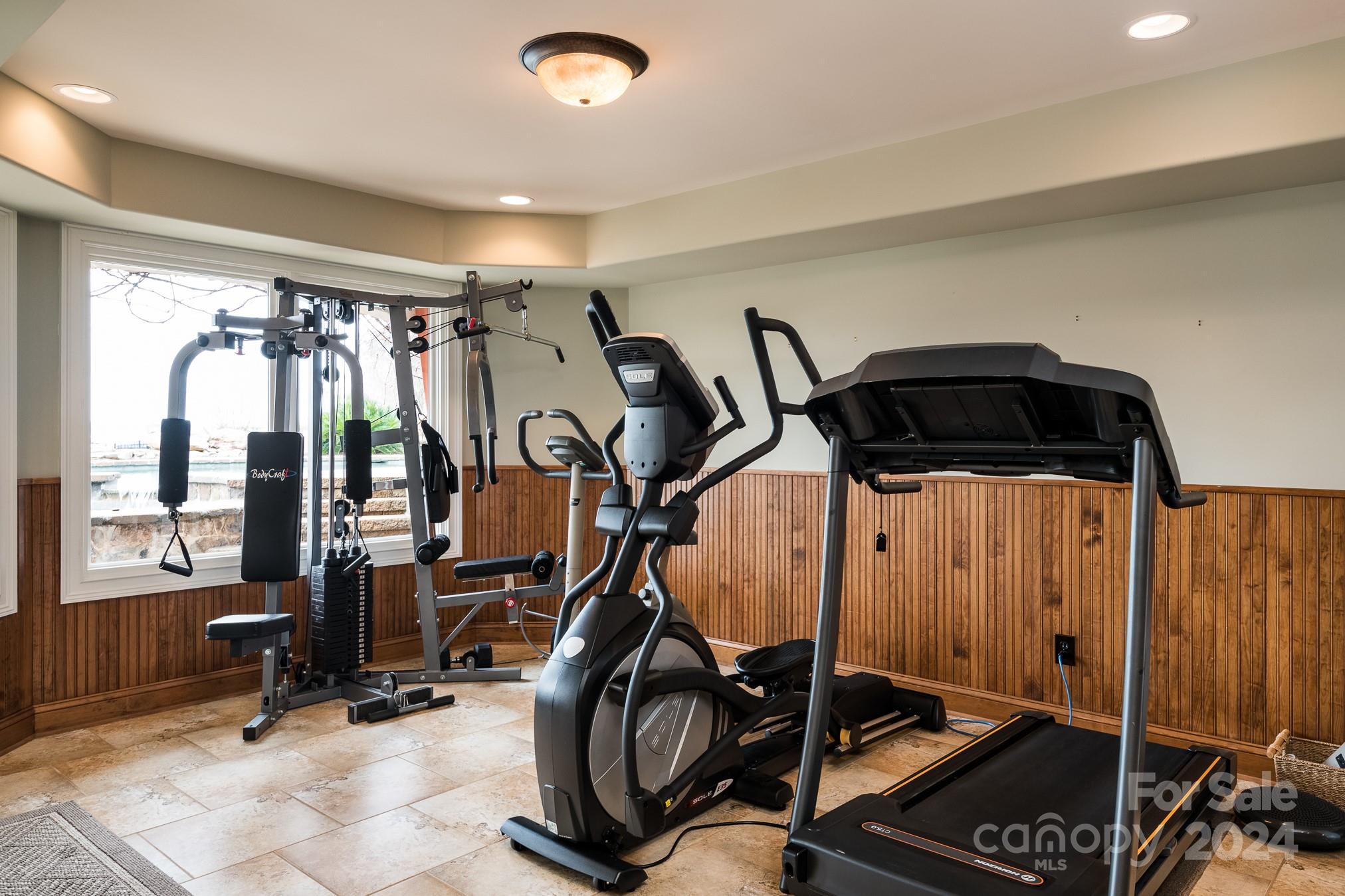 Island Forest - Residential