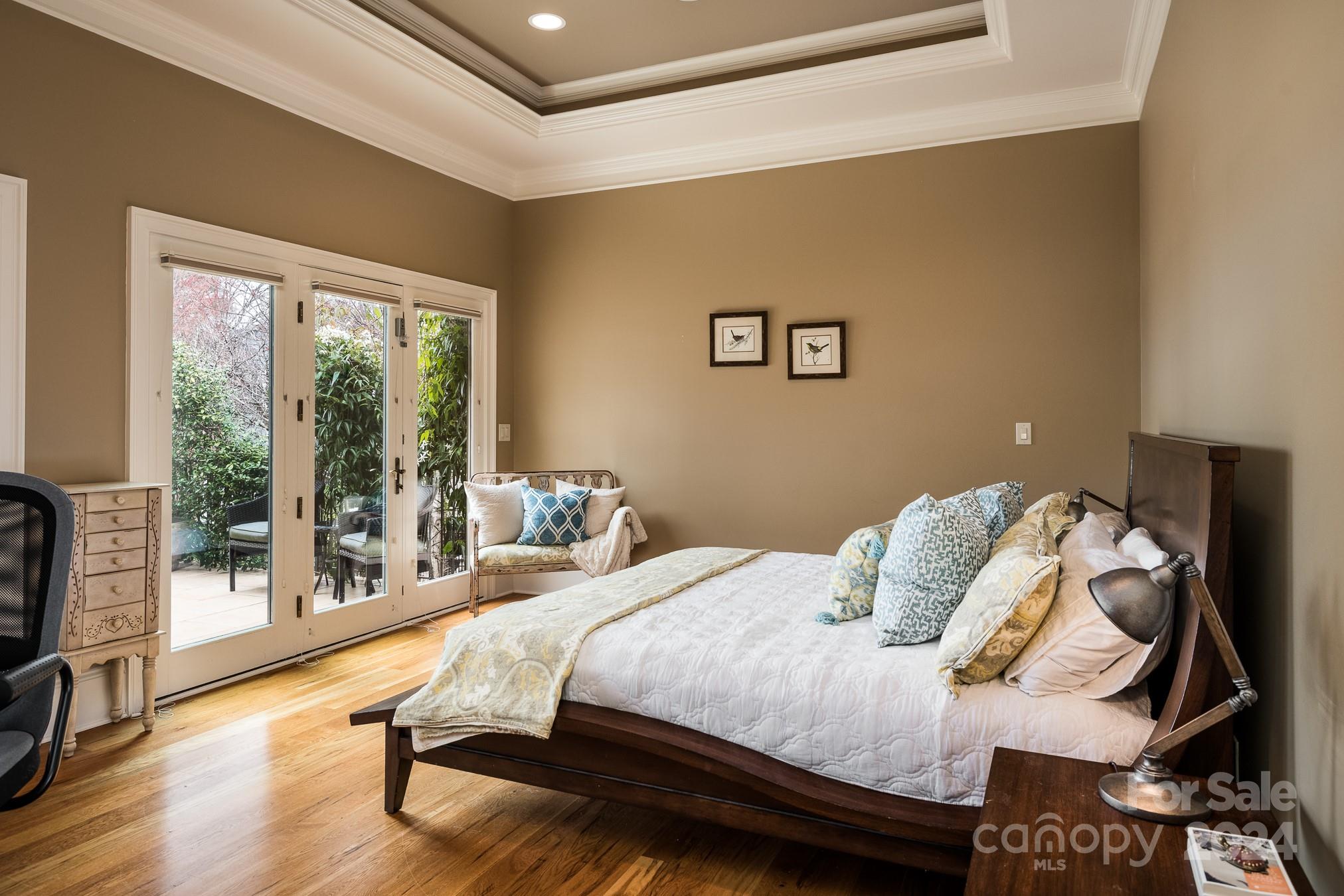 Island Forest - Residential