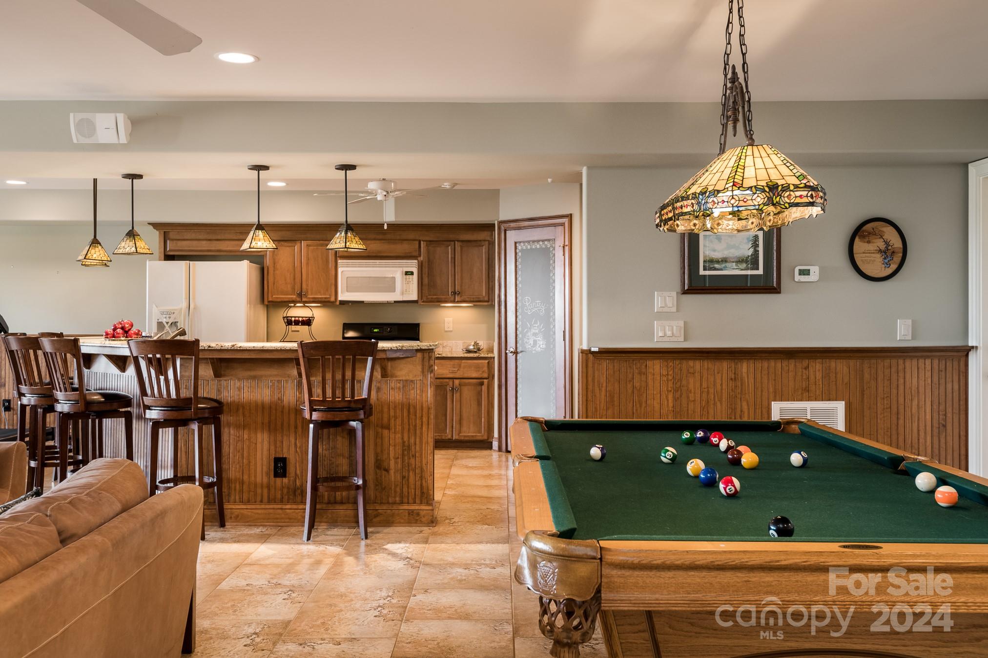 Island Forest - Residential