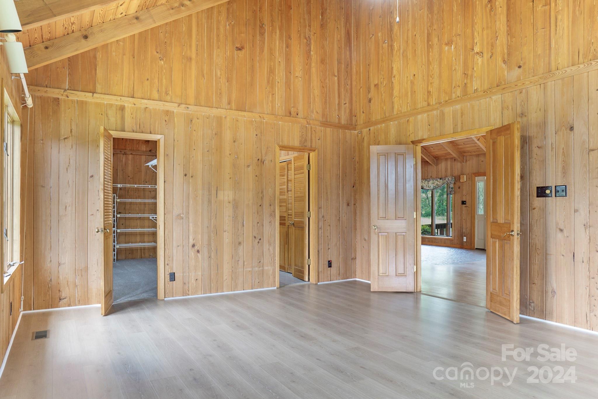 Eastview Oaks - Residential