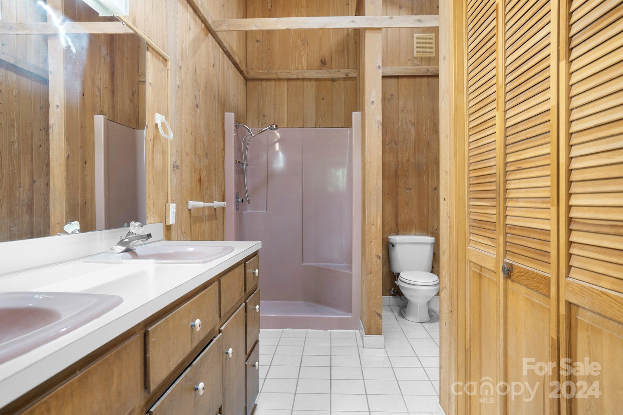 Eastview Oaks - Residential