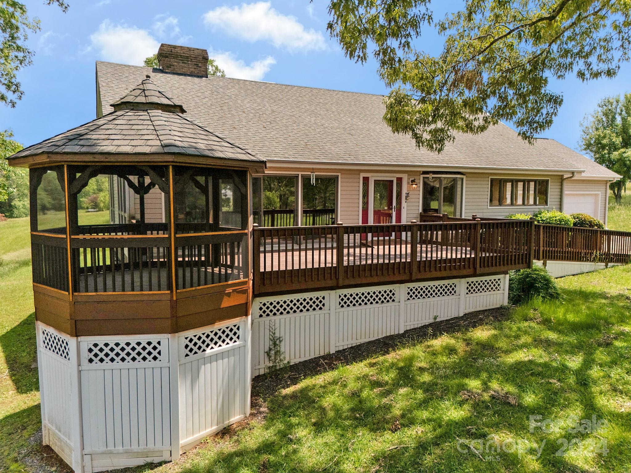 Eastview Oaks - Residential