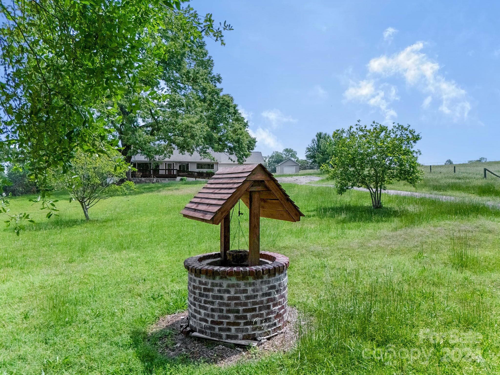 Eastview Oaks - Residential