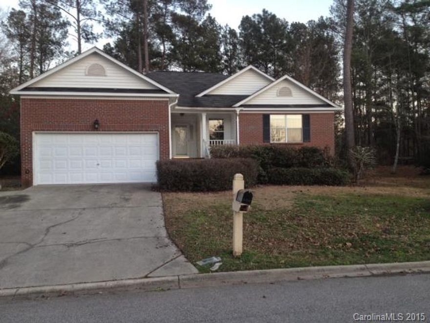 Priced to sell fast!! Don't miss the opportunity. Awesome 3BR & 2BA home located in well established Ashford subdivision includes 2 cars garage and workshop. It does have living, sun room and private back yard with deck. Call us today to schedule appointment!!