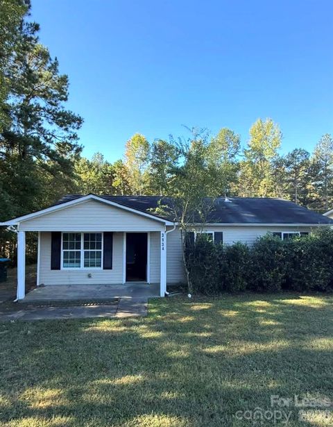 Photo of 3134 Rainbow Ridge Drive, Matthews, NC 28105 (MLS # 4335052)