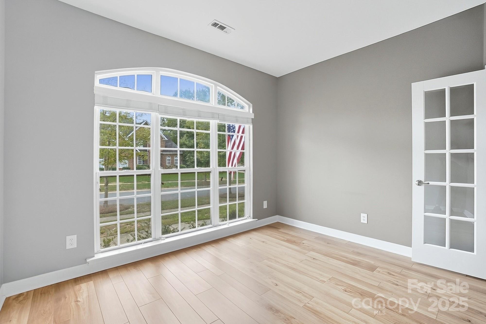 1541 Golden Rain Drive