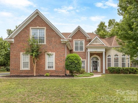 Photo of 4027 Riseley Lane, Charlotte, NC 28270 (MLS # 4398348)