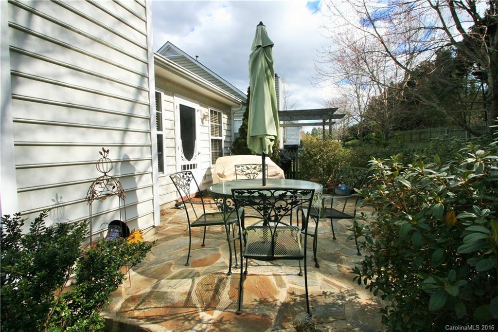 Brandon Oaks - Residential