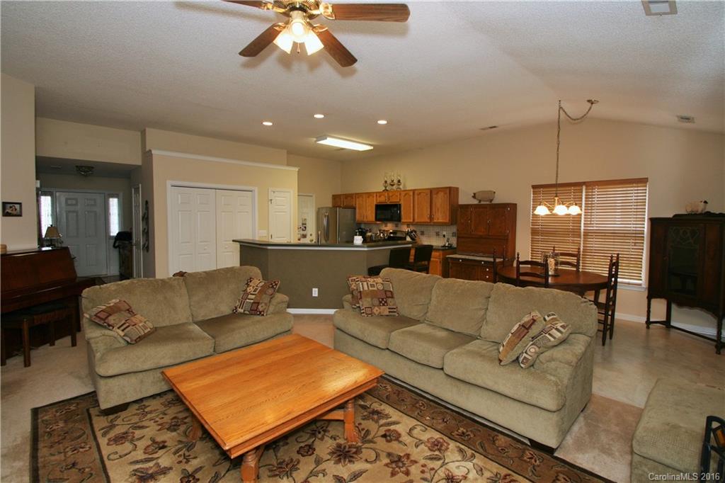 Brandon Oaks - Residential