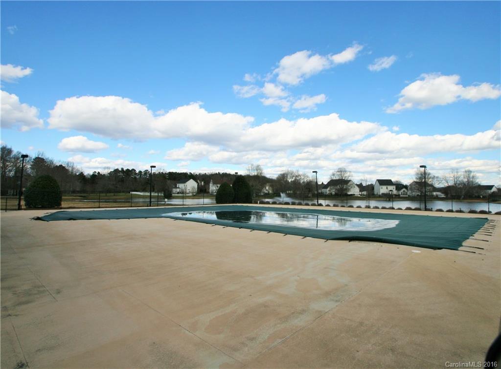 Brandon Oaks - Residential