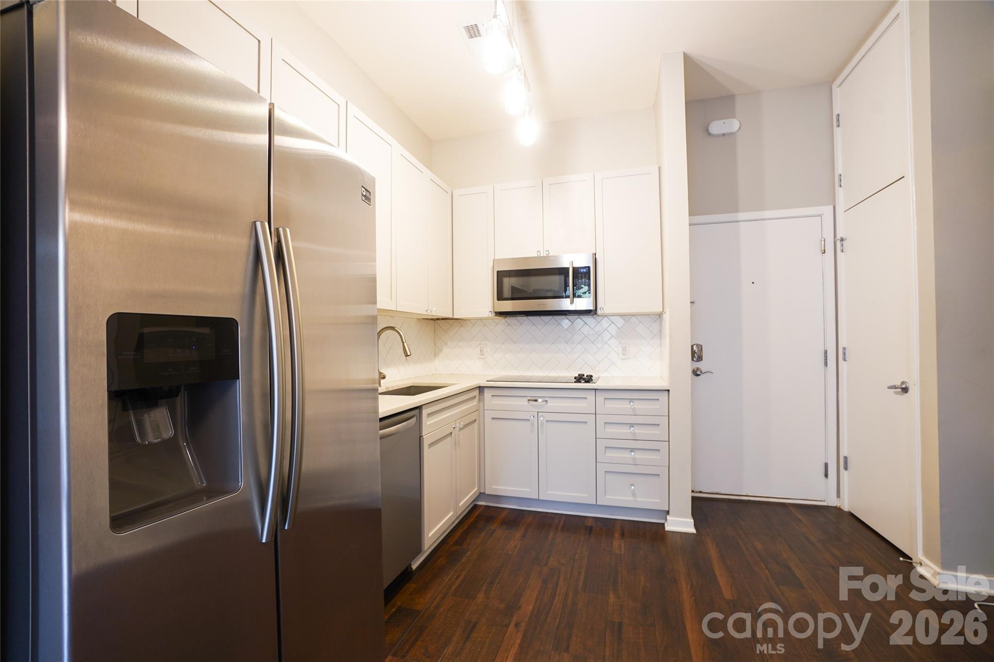 2125 Southend Drive 243