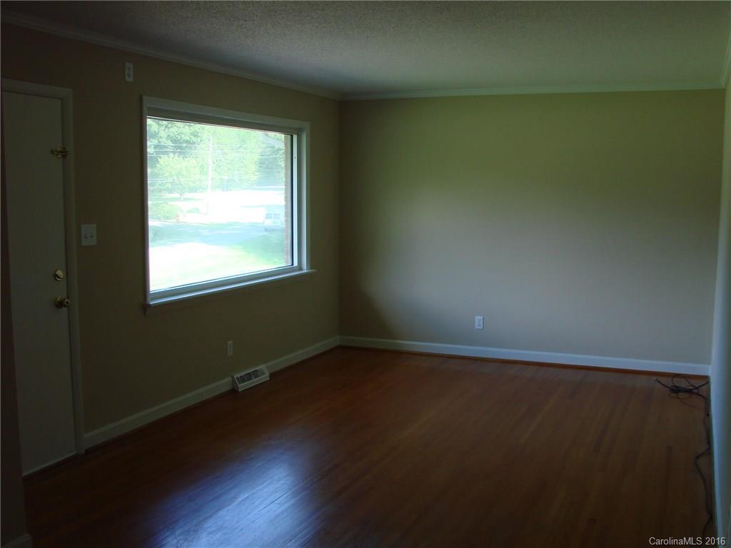 Mecklenburg Acres - Residential