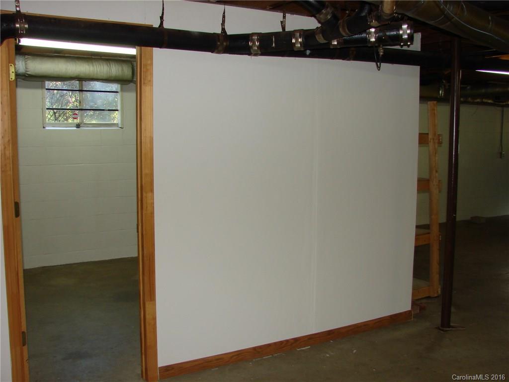 Mecklenburg Acres - Residential