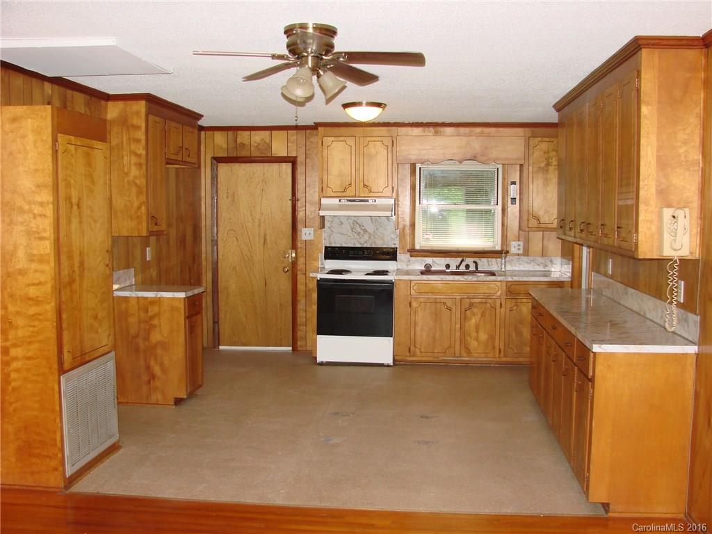 Mecklenburg Acres - Residential