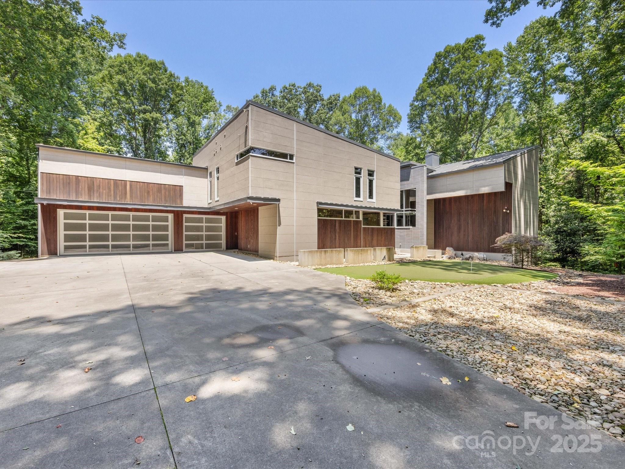3306 Nancy Creek Road