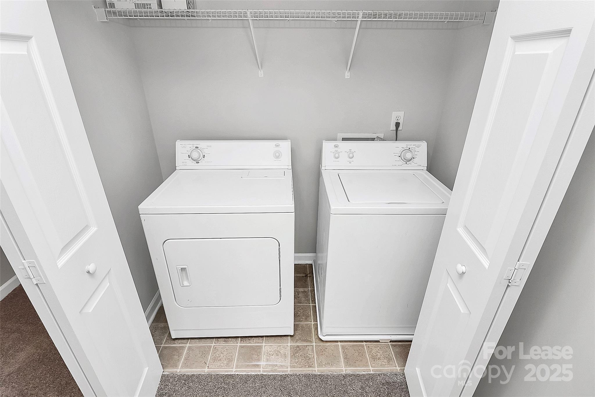 Abbotts Glen - Residential Lease