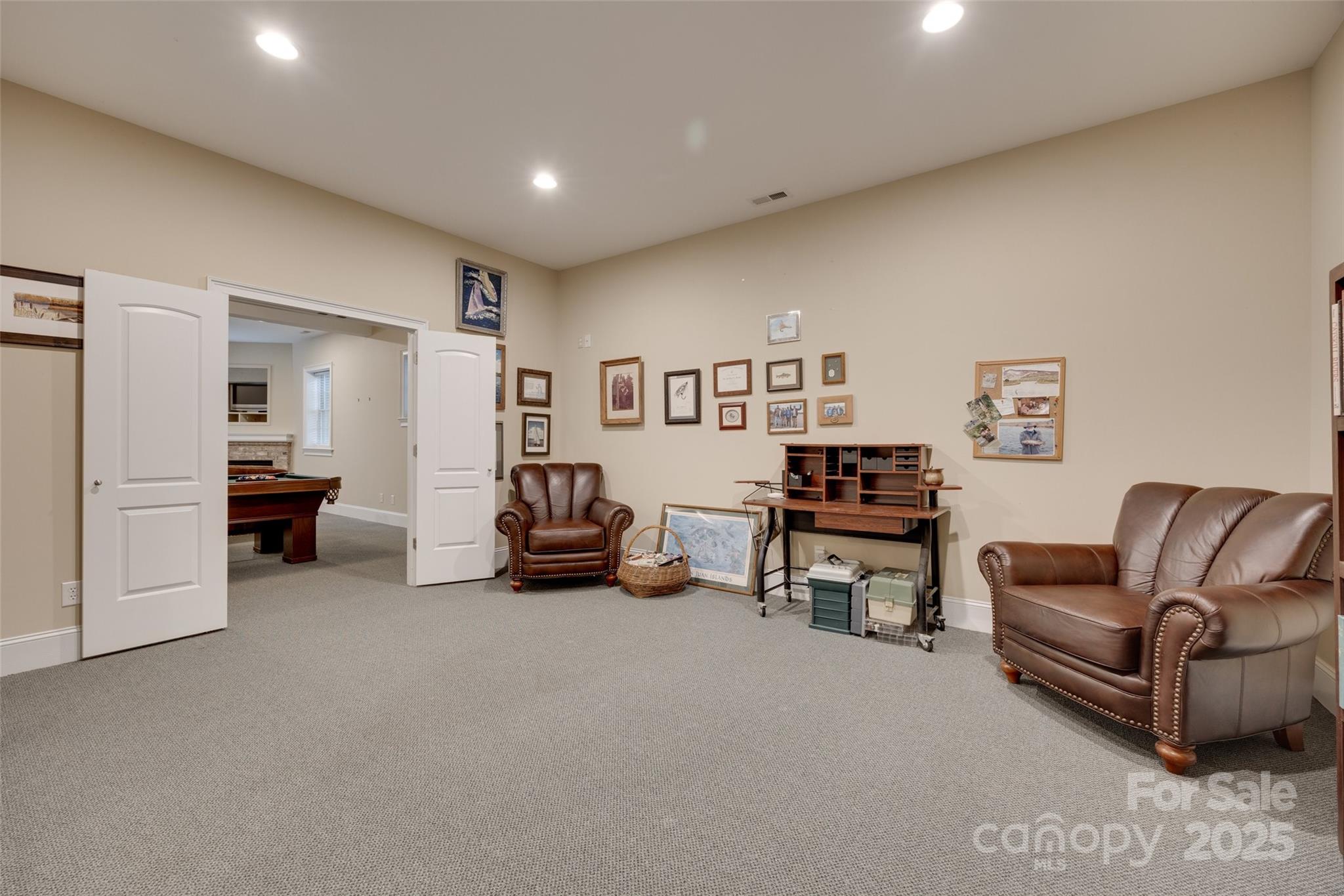 River Hills - Residential