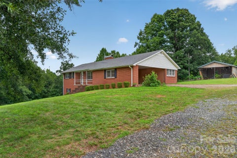 Photo of 147 B And S Lane, Hickory, NC 28601 (MLS # 4406157)