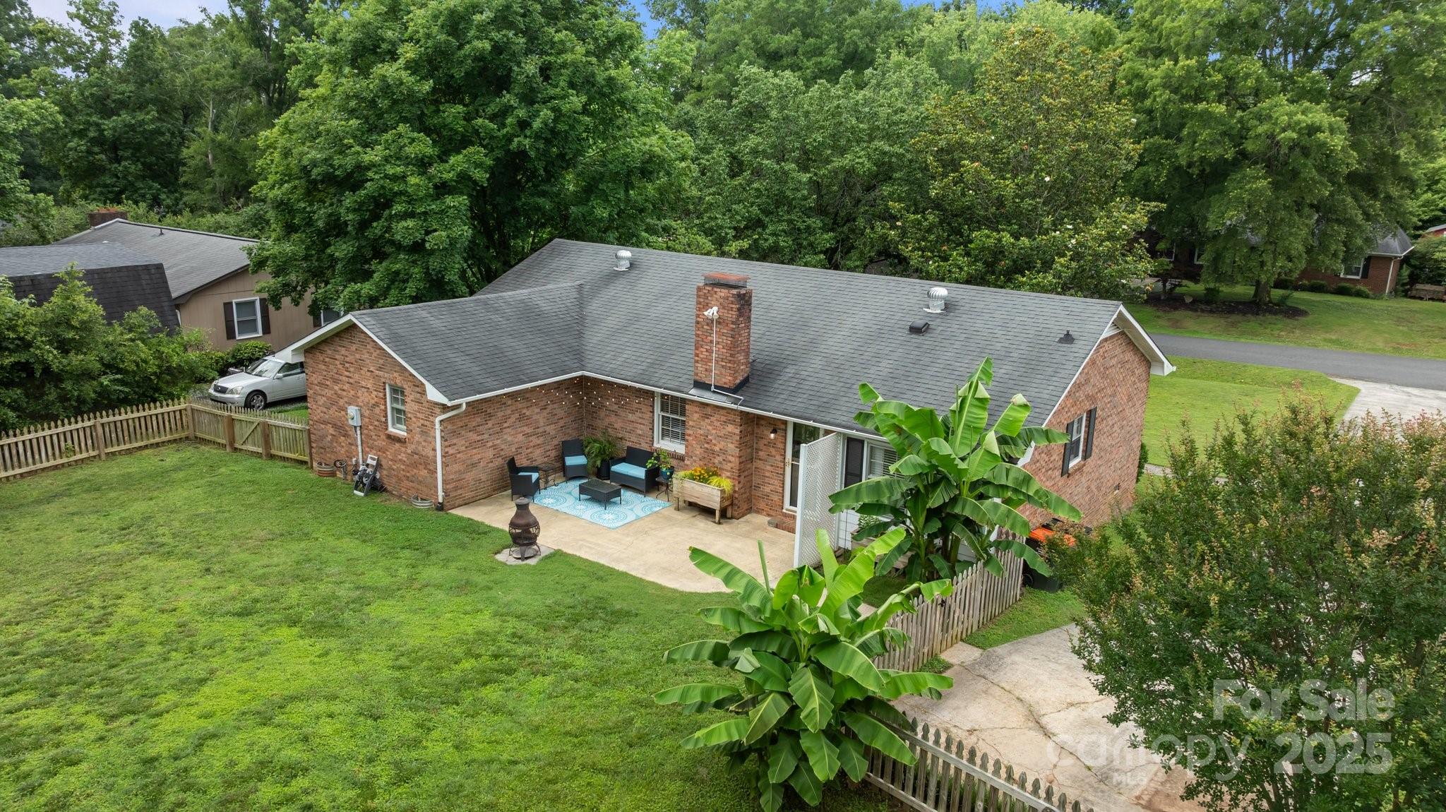 Foxwood - Residential