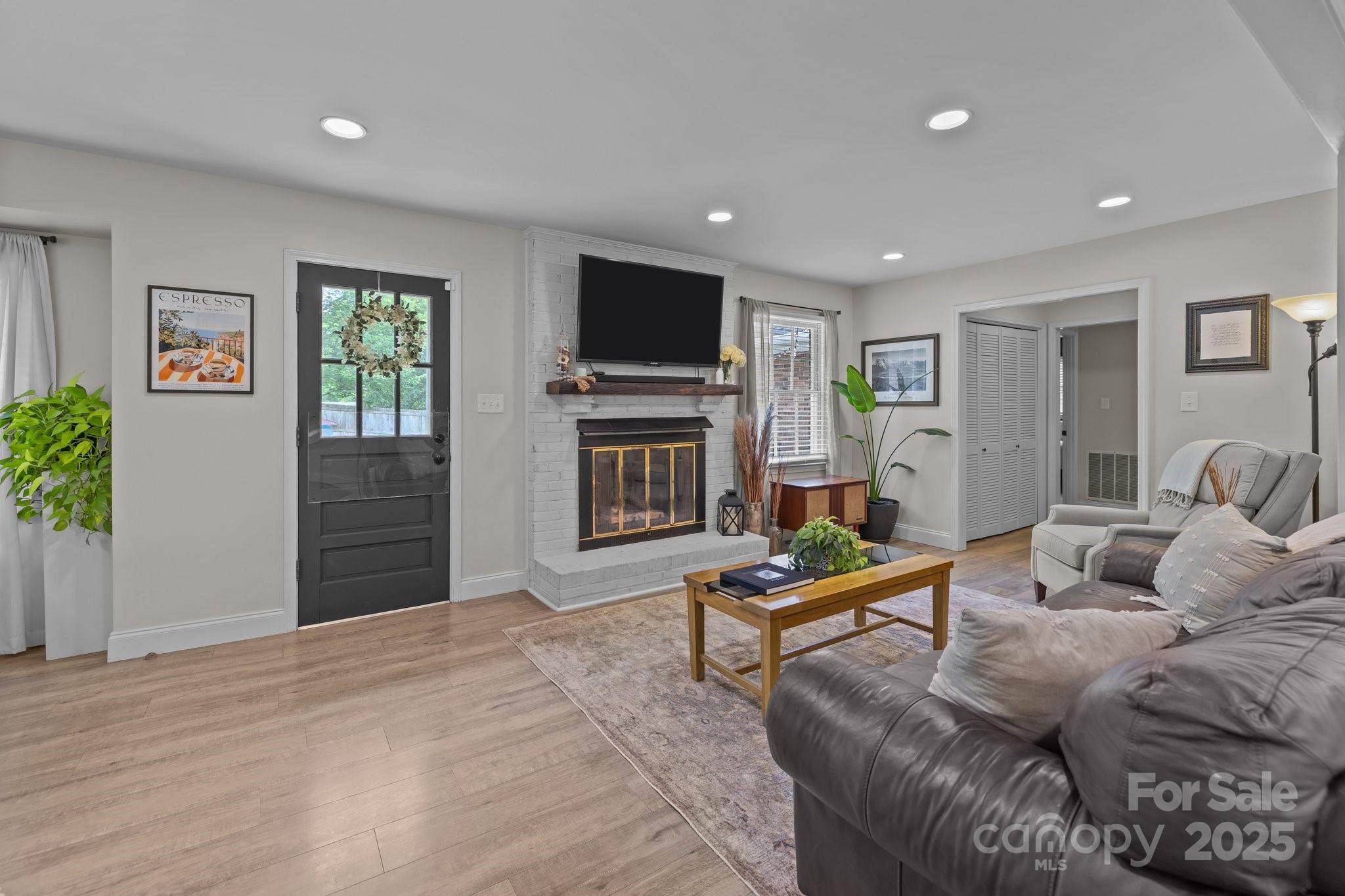 Foxwood - Residential