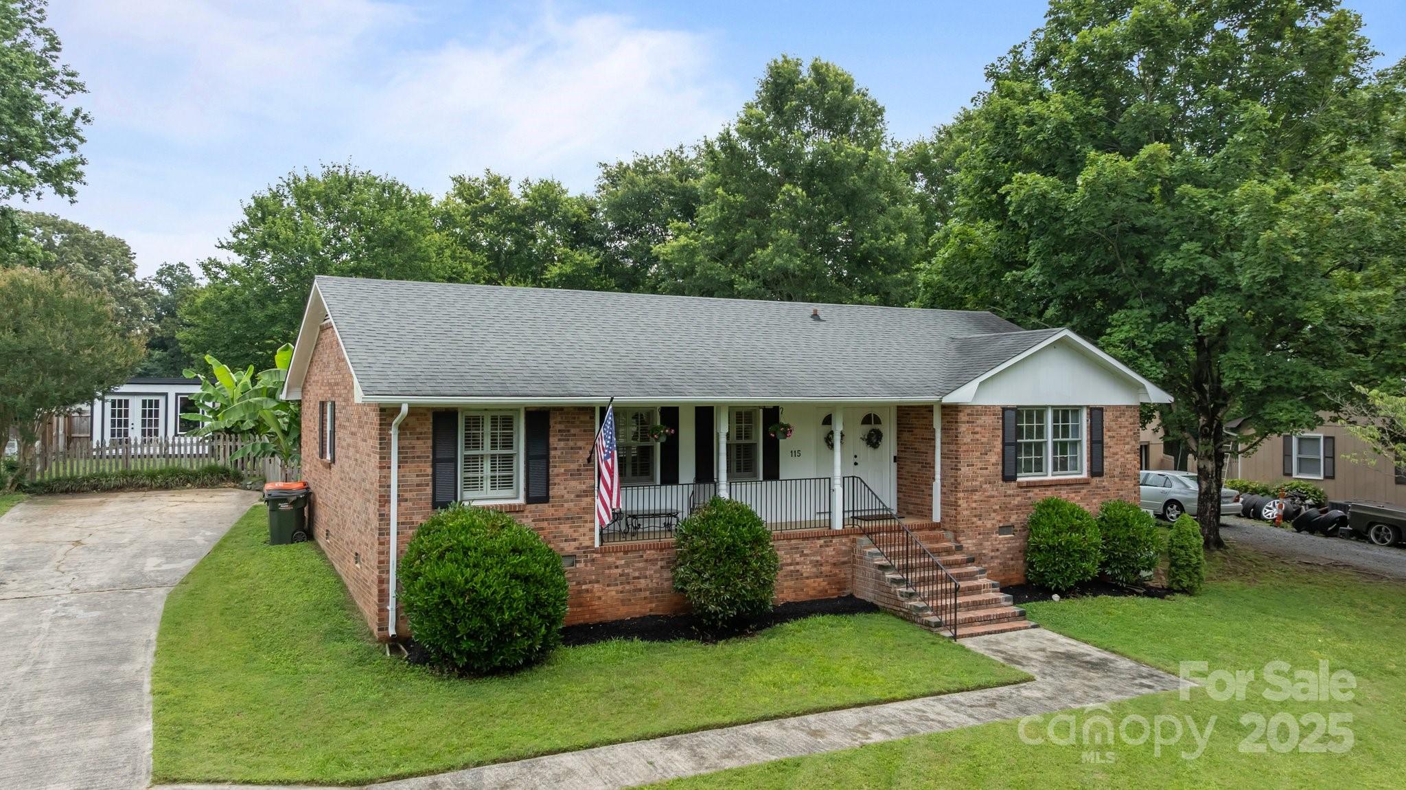 Foxwood - Residential