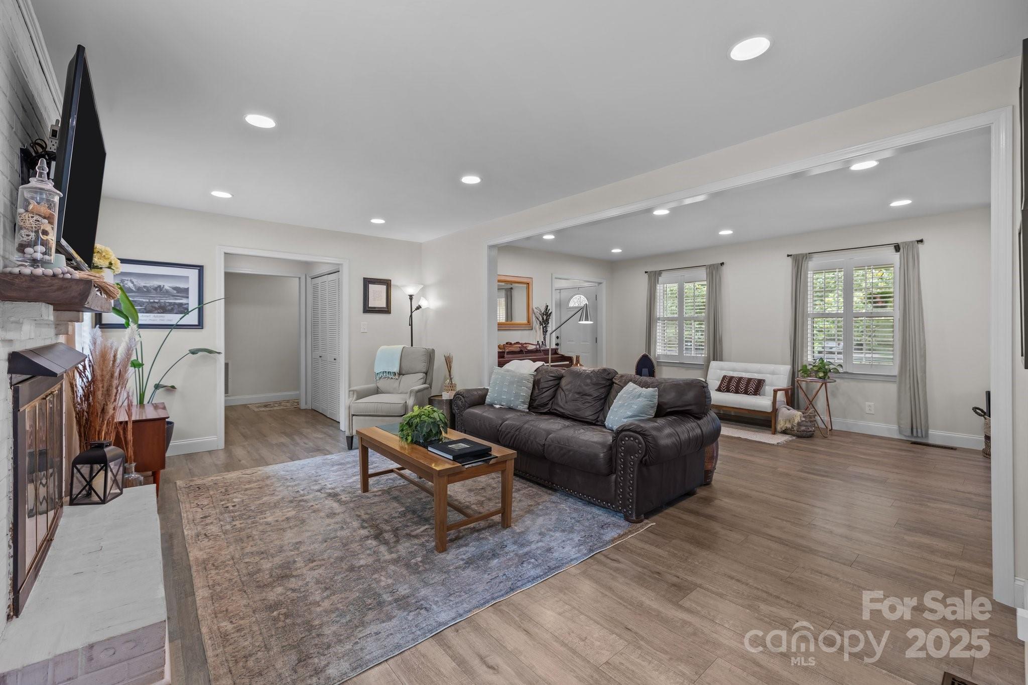 Foxwood - Residential