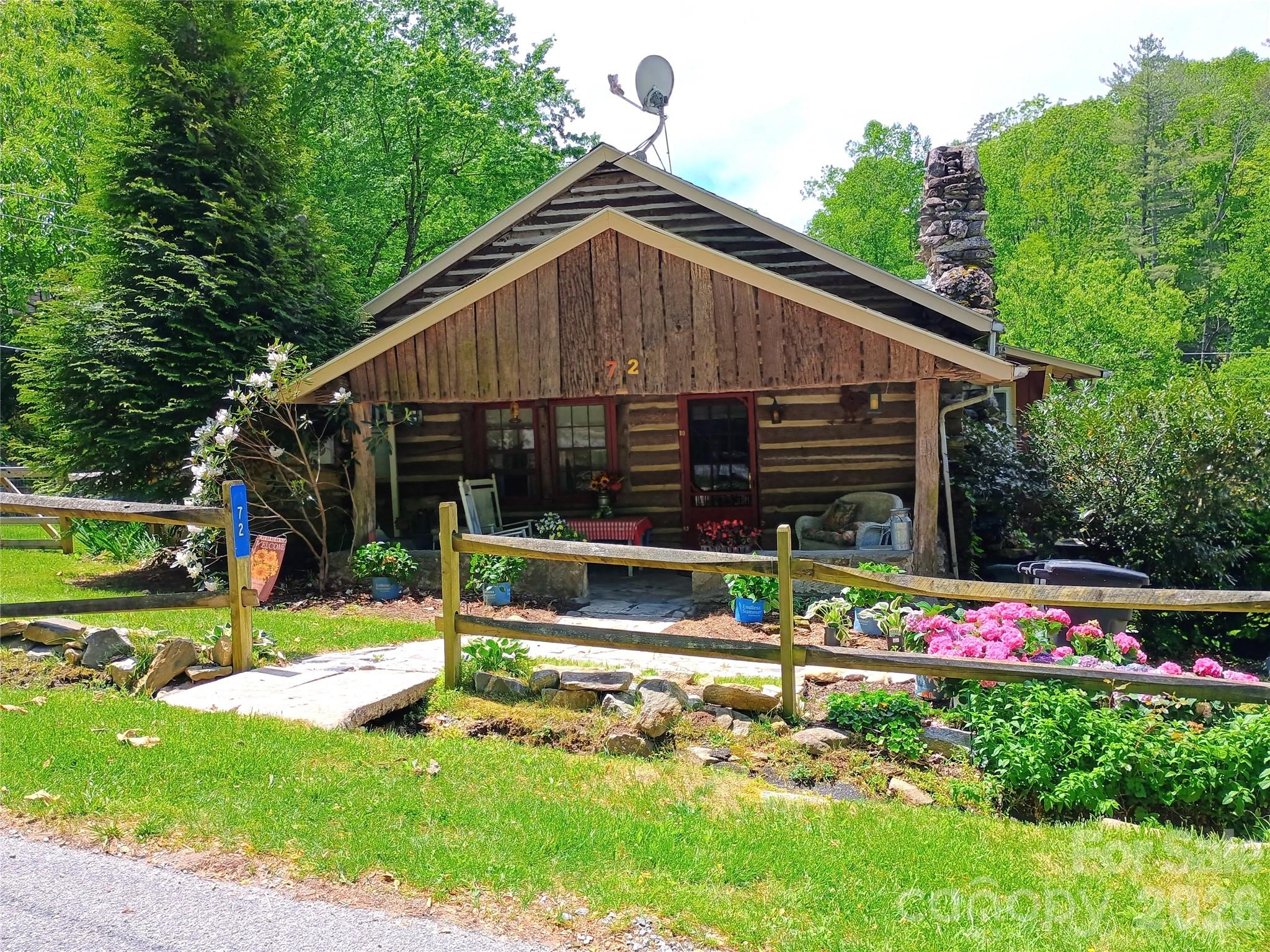 72 Chestnut Hill Road