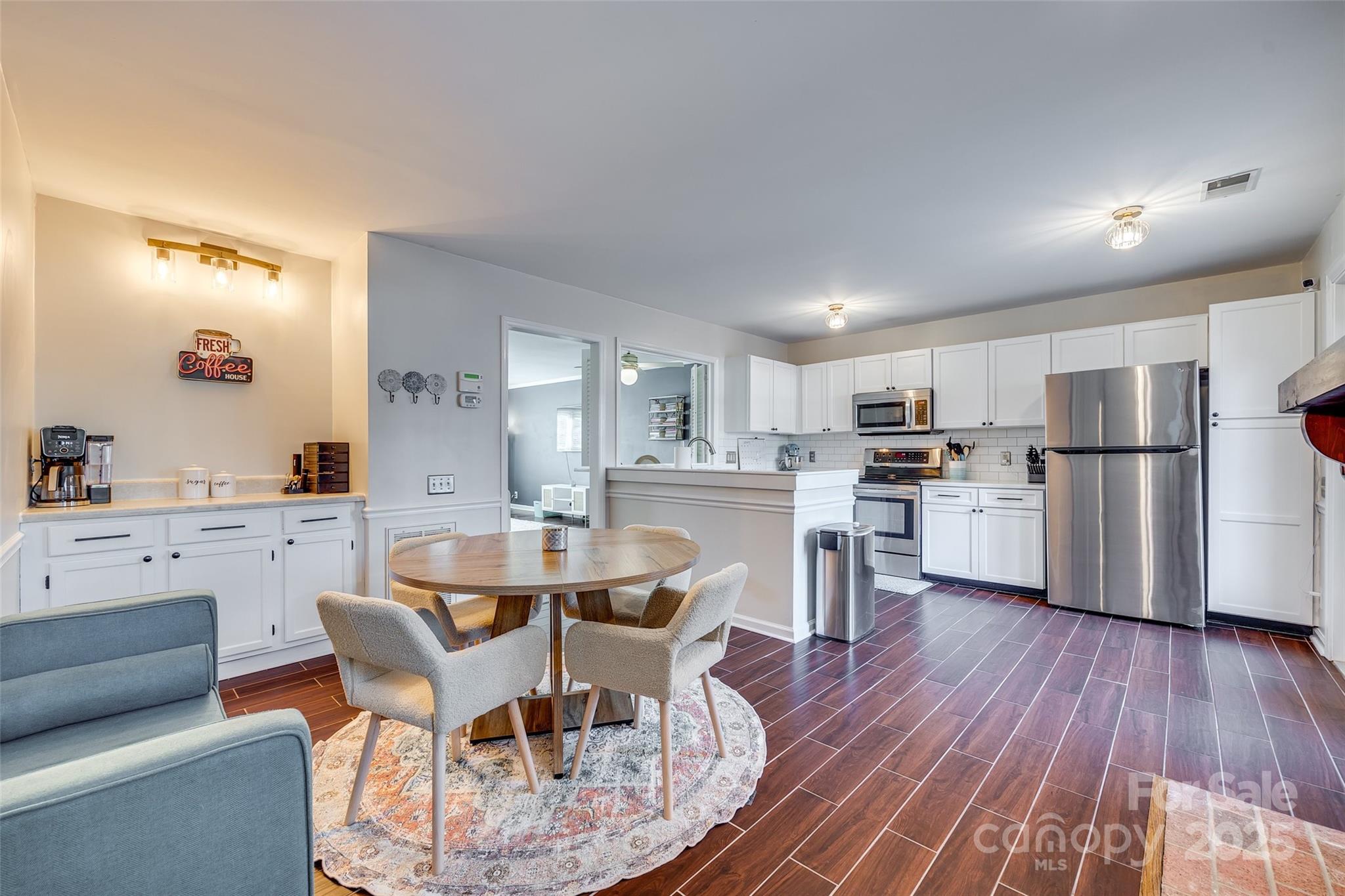 The Gates at Quail Hollow - Residential