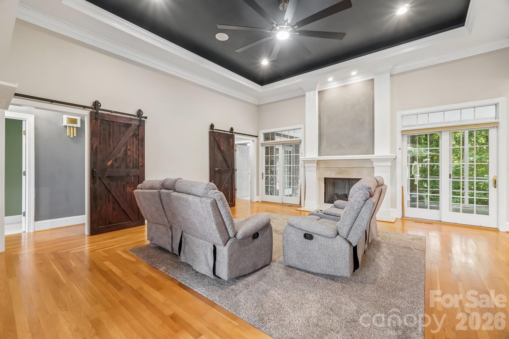 5505 Hickory Leaf Court