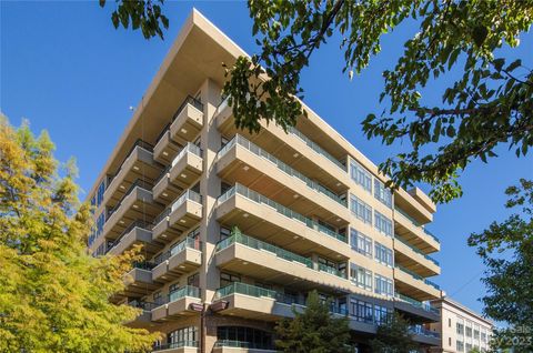 21 Battery Park Avenue 305 Asheville NC 28801