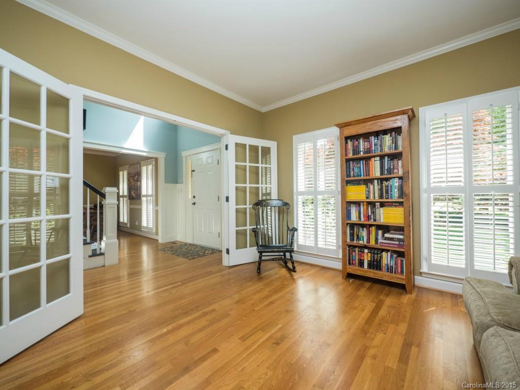 Pond Side - Residential