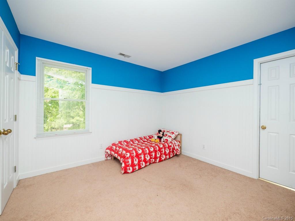 Pond Side - Residential