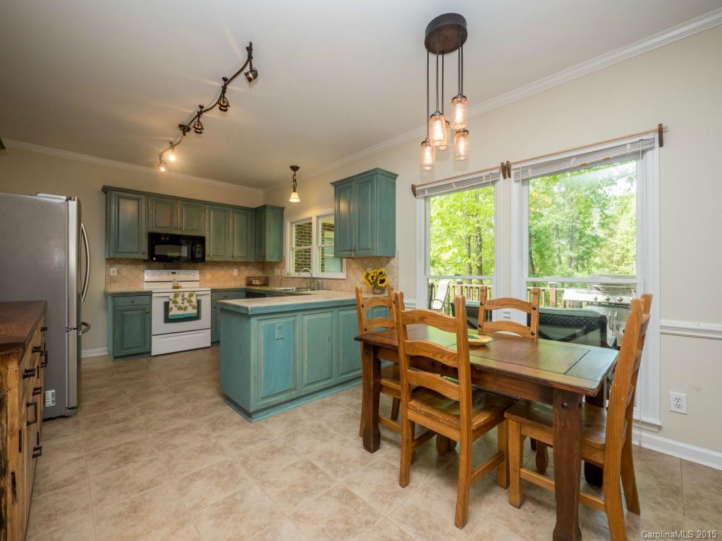 Pond Side - Residential