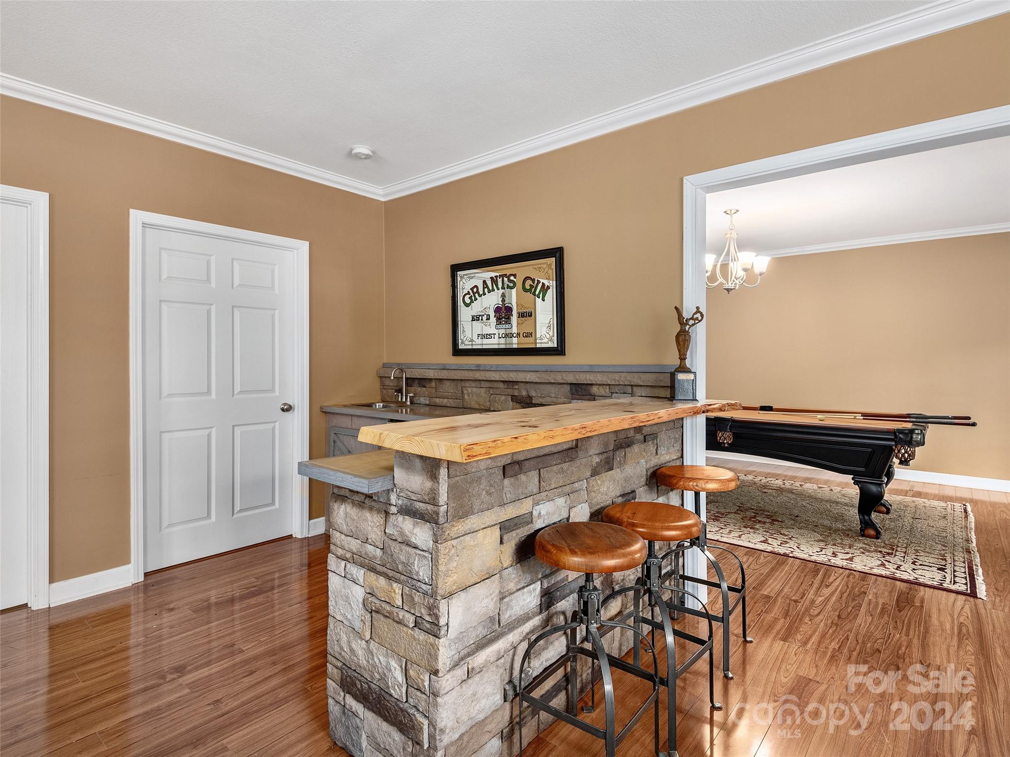 Jupiter Hills - Residential