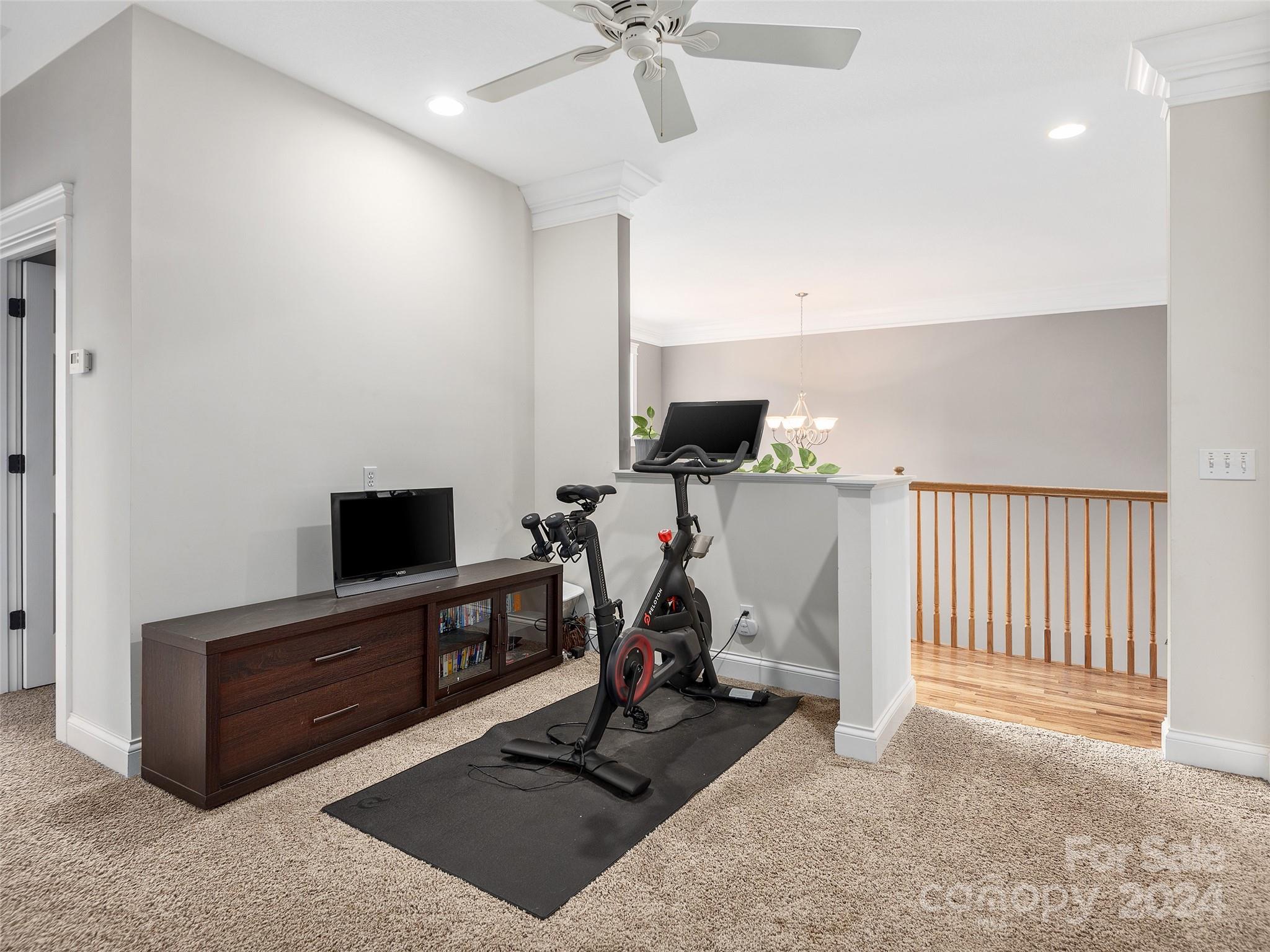 Jupiter Hills - Residential