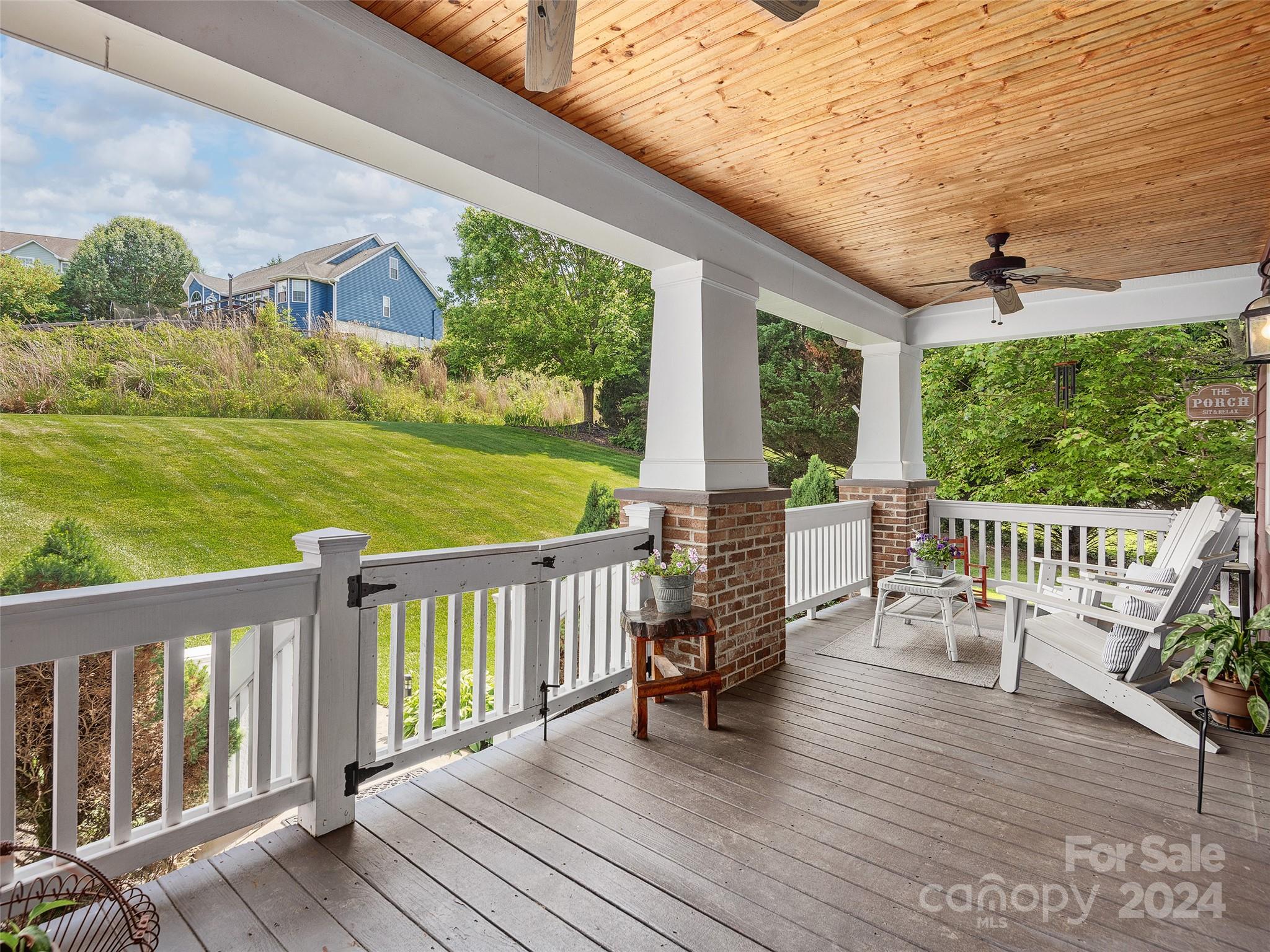 Jupiter Hills - Residential