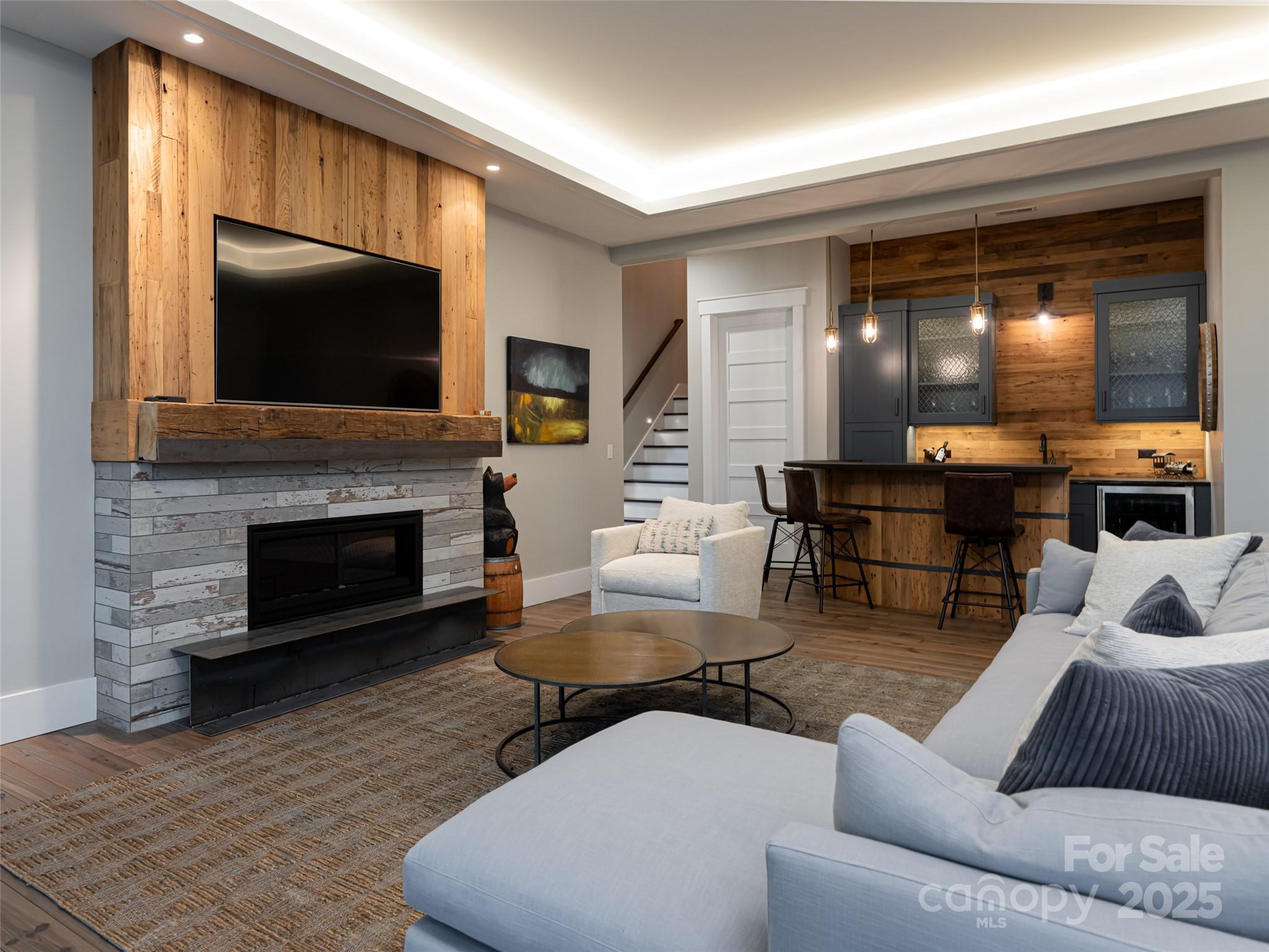 Pinchot Forest - Residential