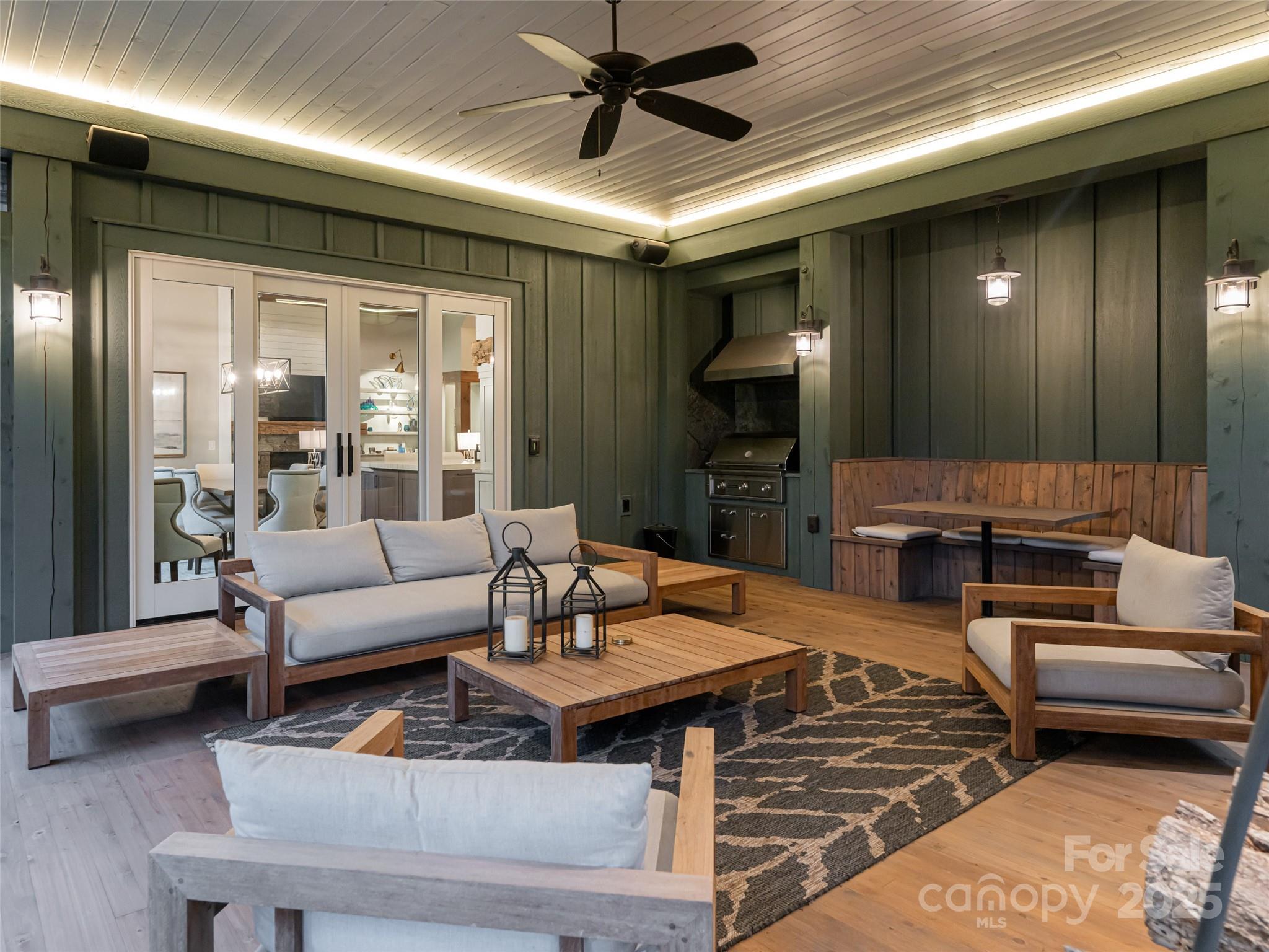 Pinchot Forest - Residential