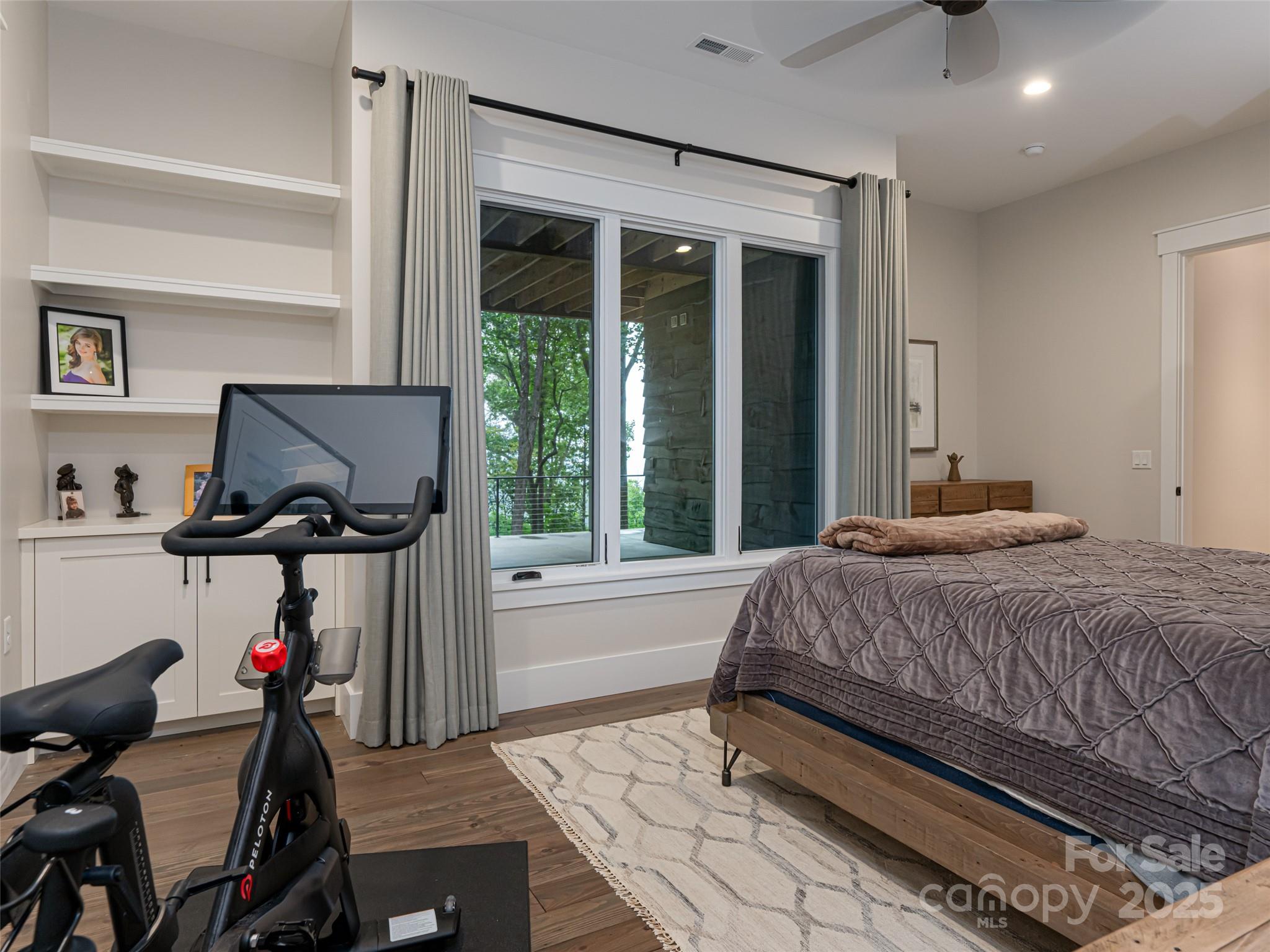 Pinchot Forest - Residential