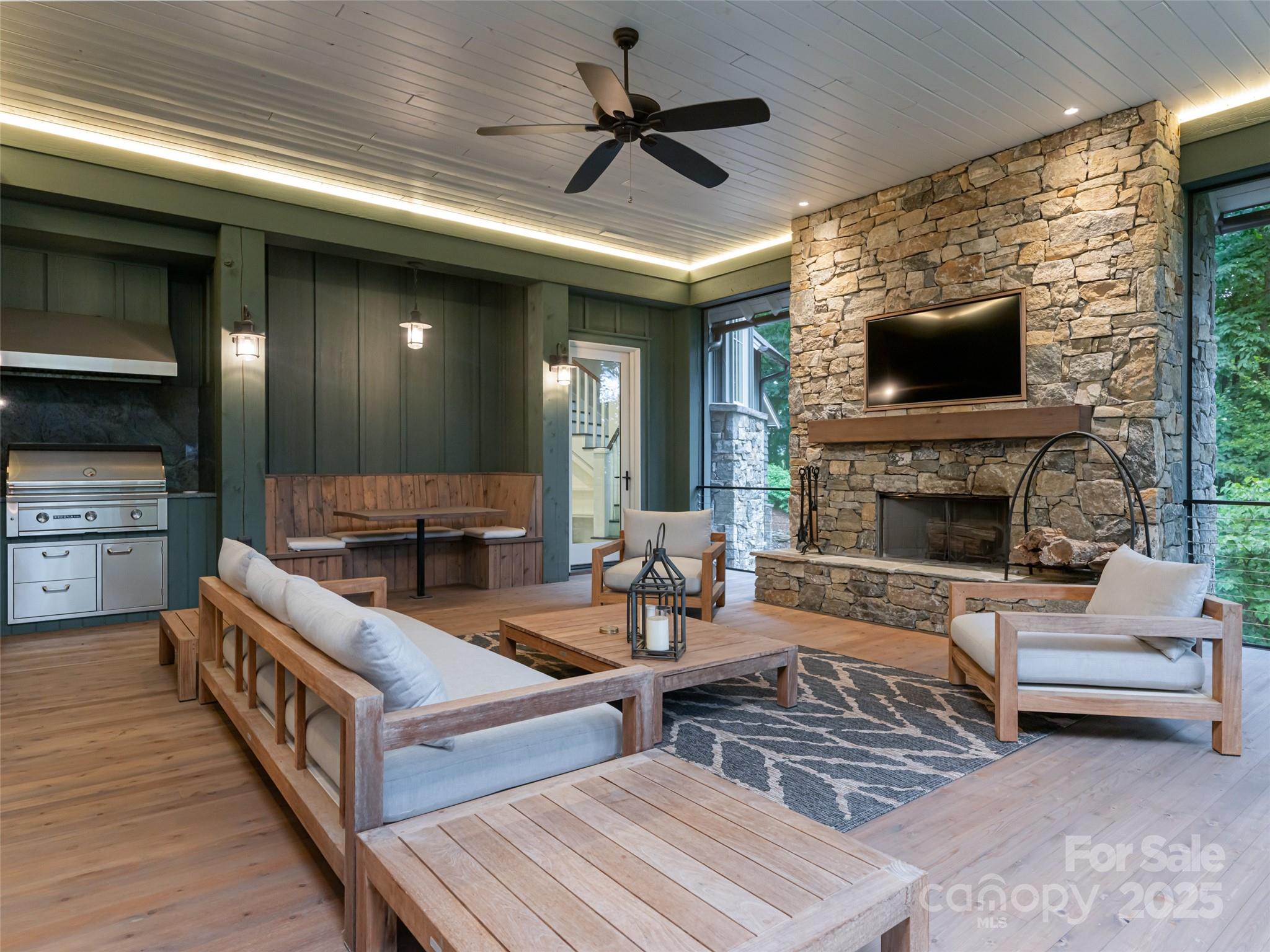 Pinchot Forest - Residential