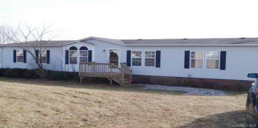 Spacious  remodeled home on large level lot.Over 1700 Square feet of living space.Excellent location with easy access to 1-40 This one will sell fast!