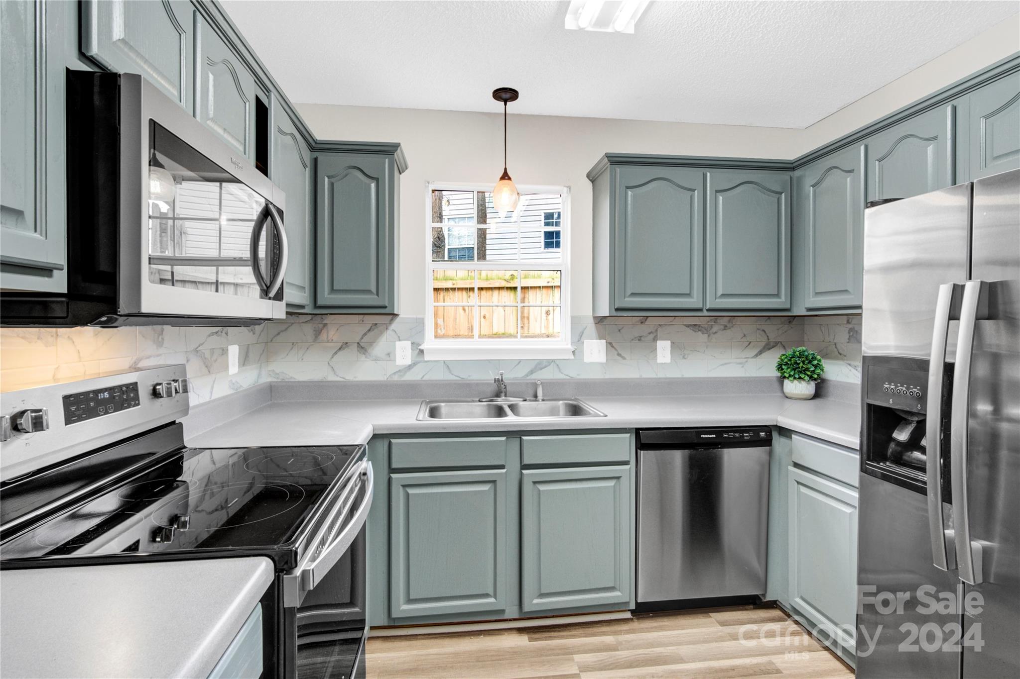 Huntington Place II - Residential