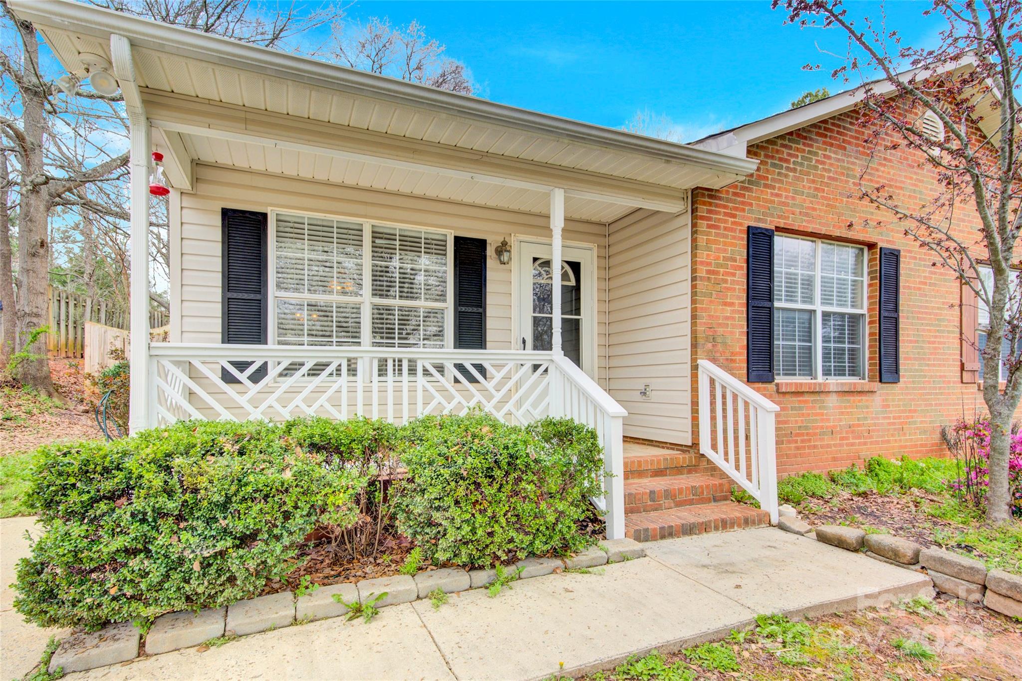 Huntington Place II - Residential