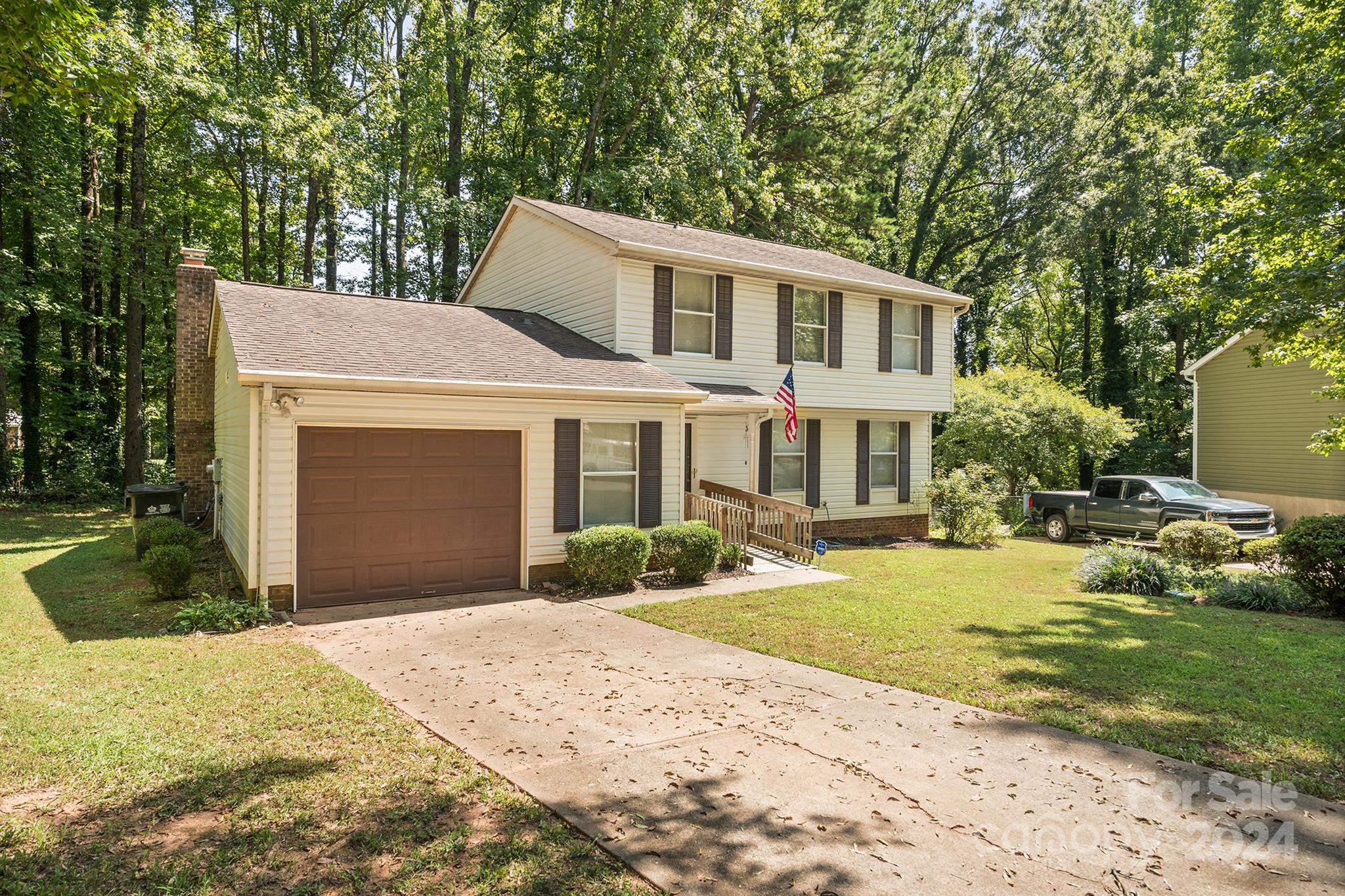 Candlelight Forest - Residential