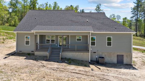 A home in Hendersonville